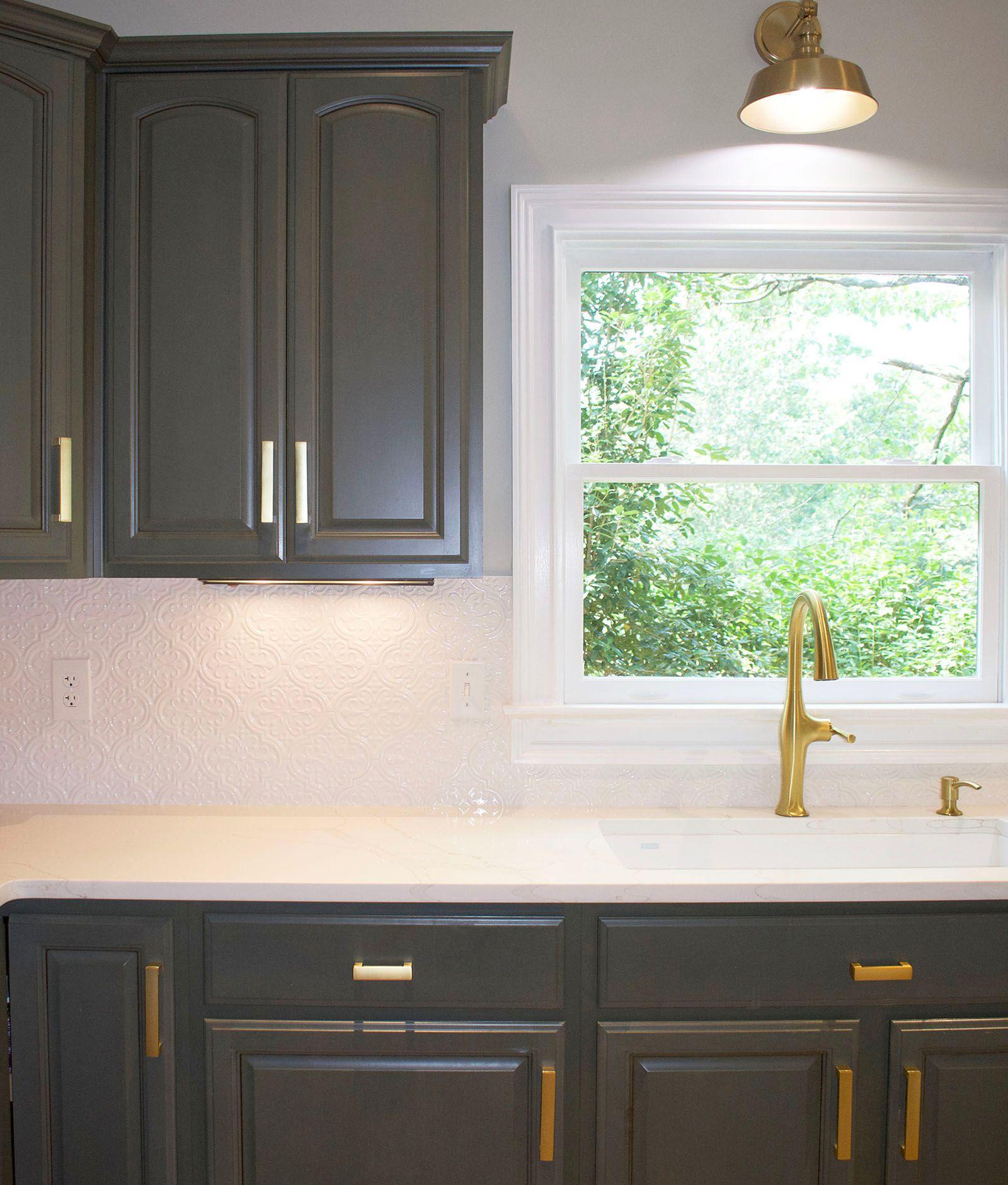 How To Remove Yellow Stains On Quartz Countertop? - Kitchen Cabinet